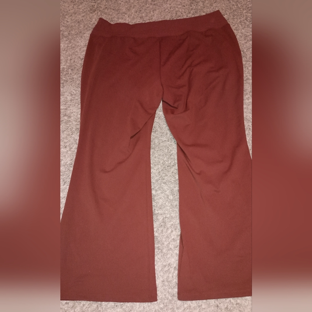 Women's‎ Stylus Pants Size 2X Color Cherry Mahogany High Rise Flare New